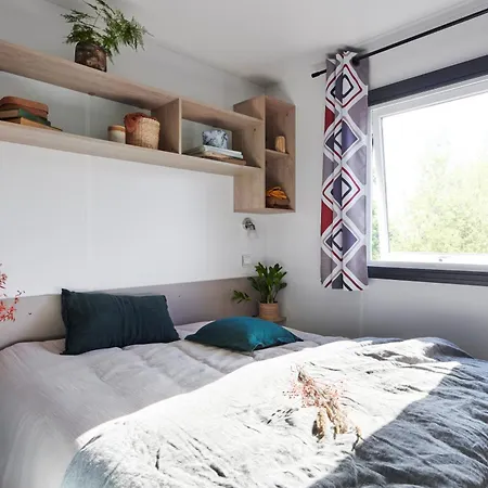 Camping Le Clos De Balleroy Room photo