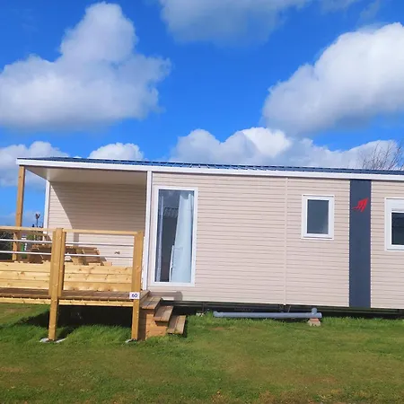 Camping Le Clos De Balleroy Exterior photo